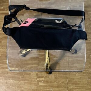 Nike air max fanny waist pack